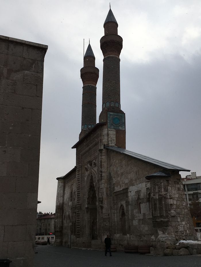 Sultan III. Selim Döneminin Sonu ve Boğaziçindeki Sessizlik Sultan III. Selim Döneminin Sonu ve Boğaziçindeki Sessizlik